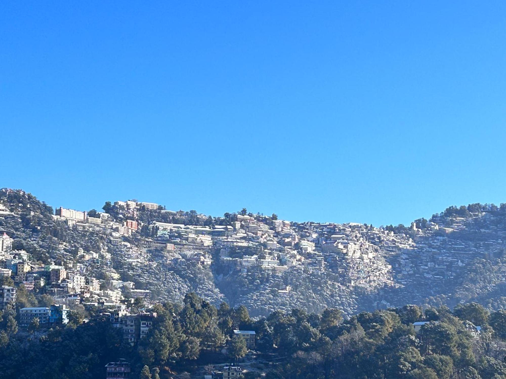 Shimla Hills Apartments 2Bhk Esterno foto