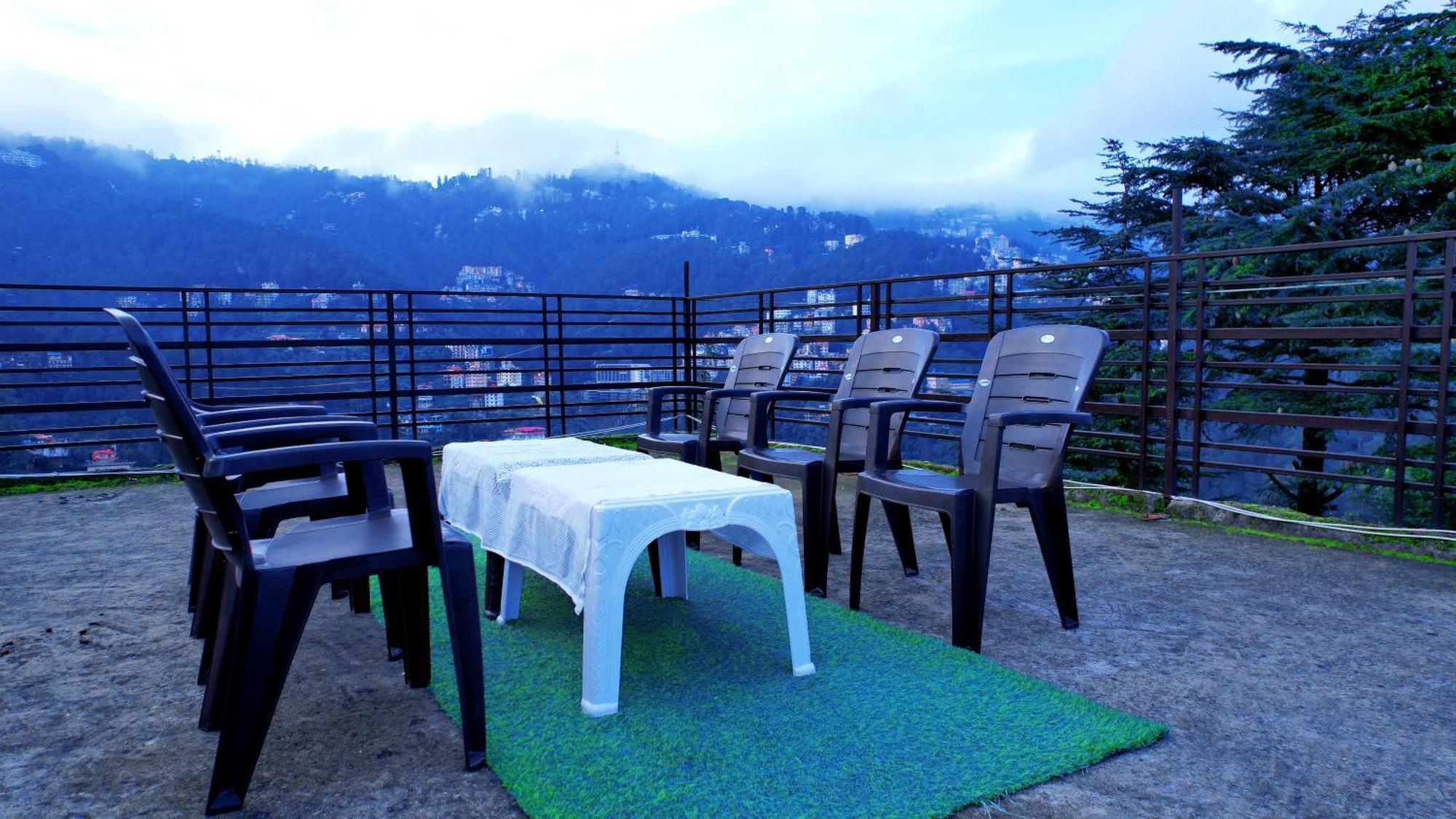 Shimla Hills Apartments 2Bhk Esterno foto