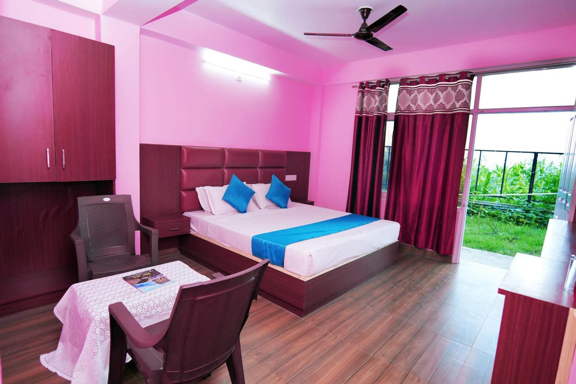 Shimla Hills Apartments 2Bhk Esterno foto