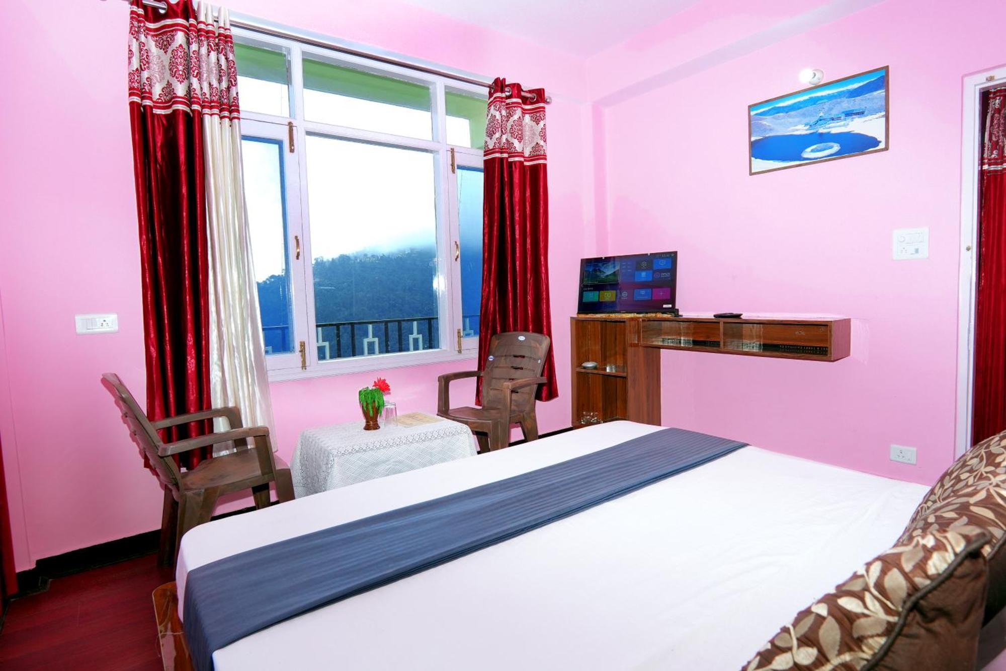 Shimla Hills Apartments 2Bhk Esterno foto